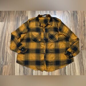 Maurices relaxed fit Plaid Button-Up Shirt in Mustard and Black